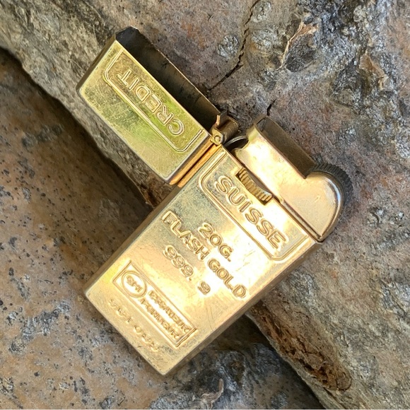 Vintage Japanese Made Credit Suisse Gold Bar Lighter GUC - Picture 6 of 13